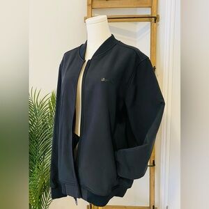 Bench Men’s Black Bomber Full Zip Jacket, Size Large